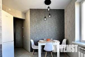 1-к квартира, посуточно, 37м2, 8/10 этаж