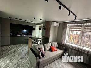 Студия квартира, посуточно, 42м2, 3/3 этаж