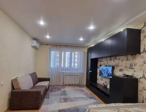 1-к квартира, на длительный срок, 45м2, 8/10 этаж
