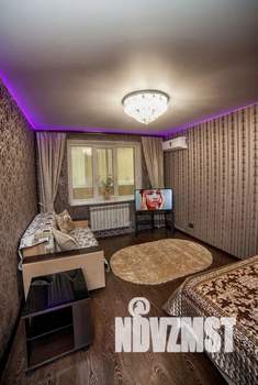 1-к квартира, посуточно, 42м2, 2/10 этаж