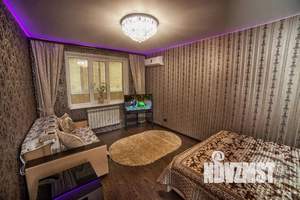 1-к квартира, посуточно, 42м2, 2/10 этаж