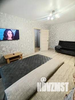 1-к квартира, посуточно, 42м2, 1/1 этаж