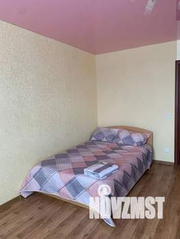 1-к квартира, посуточно, 43м2, 7/10 этаж