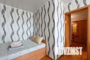 1-к квартира, посуточно, 42м2, 10/10 этаж