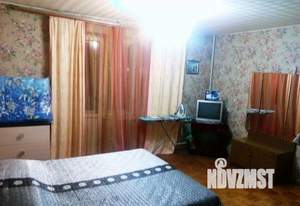 1-к квартира, посуточно, 40м2, 4/6 этаж