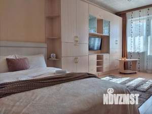 1-к квартира, посуточно, 32м2, 1/1 этаж