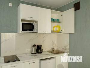 Студия квартира, посуточно, 24м2, 3/10 этаж