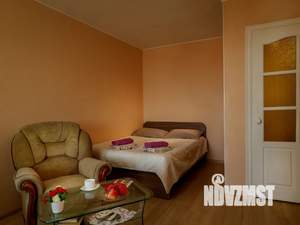 1-к квартира, посуточно, 42м2, 7/10 этаж