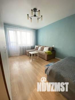 1-к квартира, посуточно, 40м2, 1/9 этаж