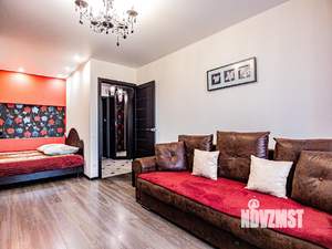 1-к квартира, посуточно, 42м2, 1/1 этаж