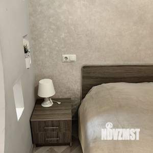 1-к квартира, посуточно, 44м2, 6/10 этаж