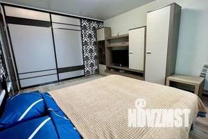 1-к квартира, посуточно, 42м2, 4/10 этаж