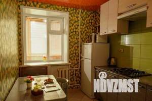 1-к квартира, посуточно, 42м2, 2/9 этаж