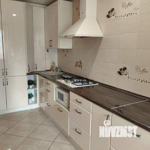 1-к квартира, посуточно, 47м2, 1/10 этаж