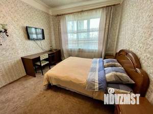 1-к квартира, посуточно, 130м2, 1/1 этаж