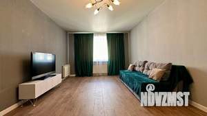 1-к квартира, посуточно, 42м2, 1/1 этаж