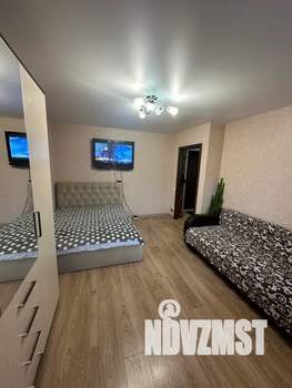 1-к квартира, посуточно, 32м2, 10/10 этаж