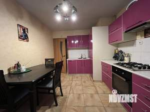 2-к квартира, вторичка, 64м2, 1/10 этаж
