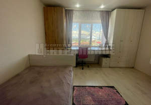 2-к квартира, вторичка, 68м2, 5/5 этаж