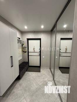 2-к квартира, вторичка, 66м2, 1/10 этаж