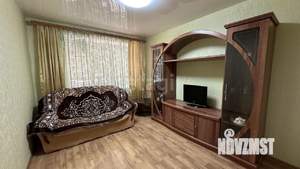 2-к квартира, вторичка, 40м2, 1/4 этаж