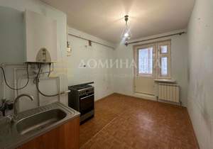 1-к квартира, вторичка, 40м2, 1/10 этаж