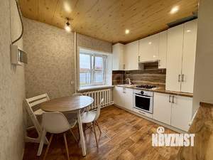 4-к квартира, вторичка, 120м2, 1/1 этаж