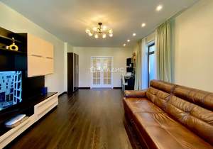 4-к квартира, вторичка, 120м2, 4/6 этаж