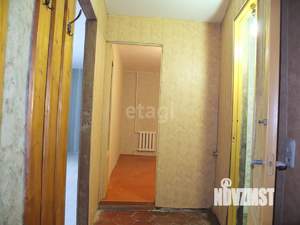 2-к квартира, вторичка, 45м2, 1/9 этаж