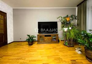 3-к квартира, вторичка, 102м2, 4/10 этаж