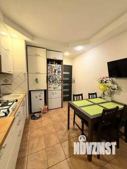 3-к квартира, вторичка, 64м2, 8/10 этаж