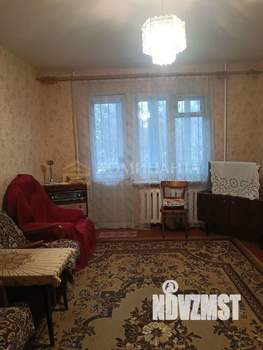 2-к квартира, вторичка, 52м2, 1/9 этаж