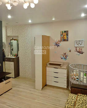 2-к квартира, вторичка, 44м2, 1/4 этаж