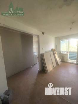 3-к квартира, вторичка, 58м2, 5/5 этаж