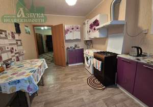3-к квартира, вторичка, 75м2, 1/10 этаж