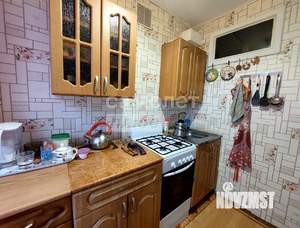 4-к квартира, вторичка, 61м2, 5/5 этаж