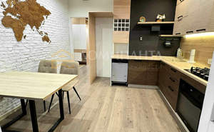 2-к квартира, вторичка, 58м2, 10/10 этаж