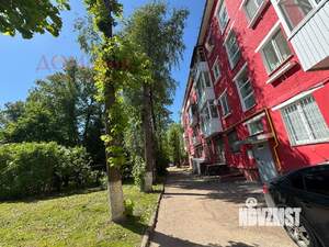 2-к квартира, вторичка, 40м2, 1/4 этаж