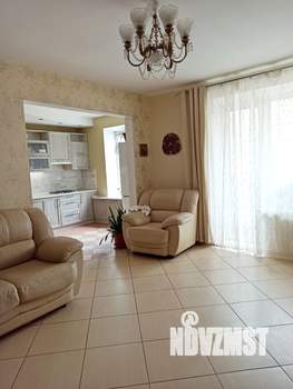 5-к квартира, вторичка, 240м2, 2/4 этаж