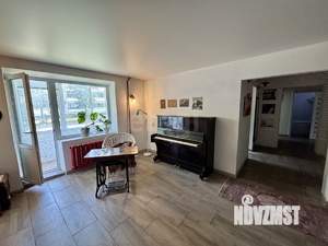 3-к квартира, вторичка, 72м2, 1/5 этаж