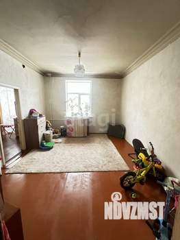 3-к квартира, вторичка, 74м2, 3/3 этаж