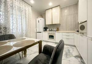 2-к квартира, вторичка, 67м2, 10/10 этаж