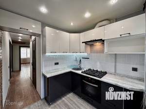 3-к квартира, вторичка, 61м2, 1/5 этаж