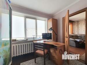 4-к квартира, вторичка, 61м2, 3/5 этаж