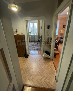 3-к квартира, вторичка, 57м2, 2/2 этаж