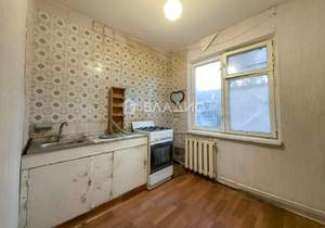 2-к квартира, вторичка, 43м2, 4/4 этаж