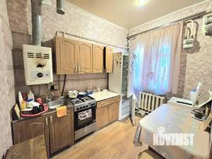 3-к квартира, вторичка, 62м2, 1/1 этаж