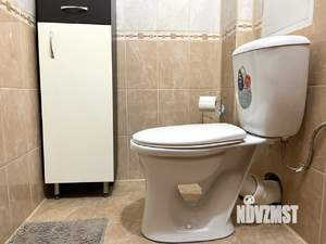 2-к квартира, вторичка, 64м2, 1/10 этаж