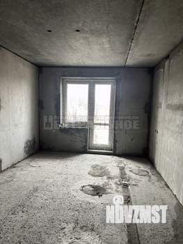 2-к квартира, вторичка, 62м2, 1/10 этаж