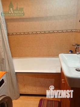 2-к квартира, вторичка, 61м2, 8/10 этаж